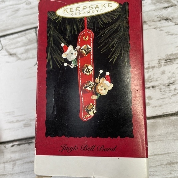 HALLMARK JUNGLE BELL BAND CHRISTMAS ORNAMENT VINTAGE 1994 - Picture 6 of 7